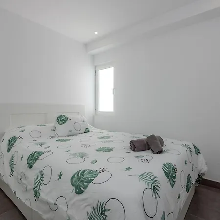 Апартаменты Sea Breeze Two Bedroom *