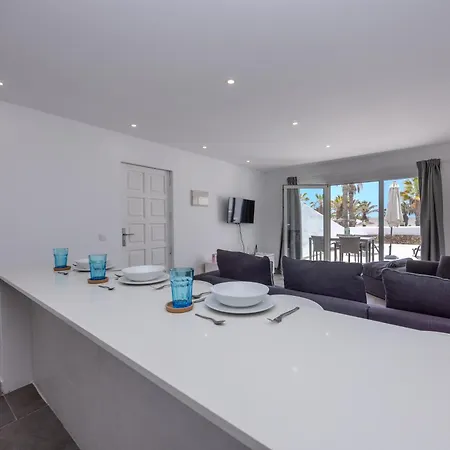 Sea Breeze Two Bedroom * Коста-Тегисе