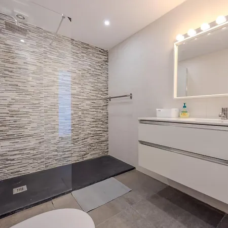 Sea Breeze Two Bedroom * Коста-Тегисе