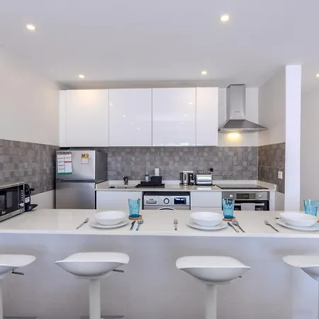 شقة Sea Breeze Two Bedroom *