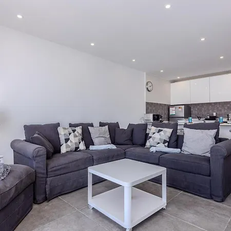 Sea Breeze Two Bedroom * Коста-Тегисе