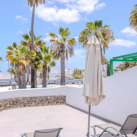Апартаменты Sea Breeze Two Bedroom Коста-Тегисе