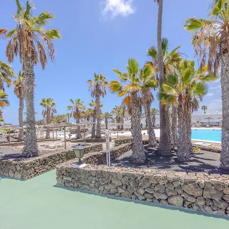 Sea Breeze Two Bedroom شقة كوستا تاغيسي